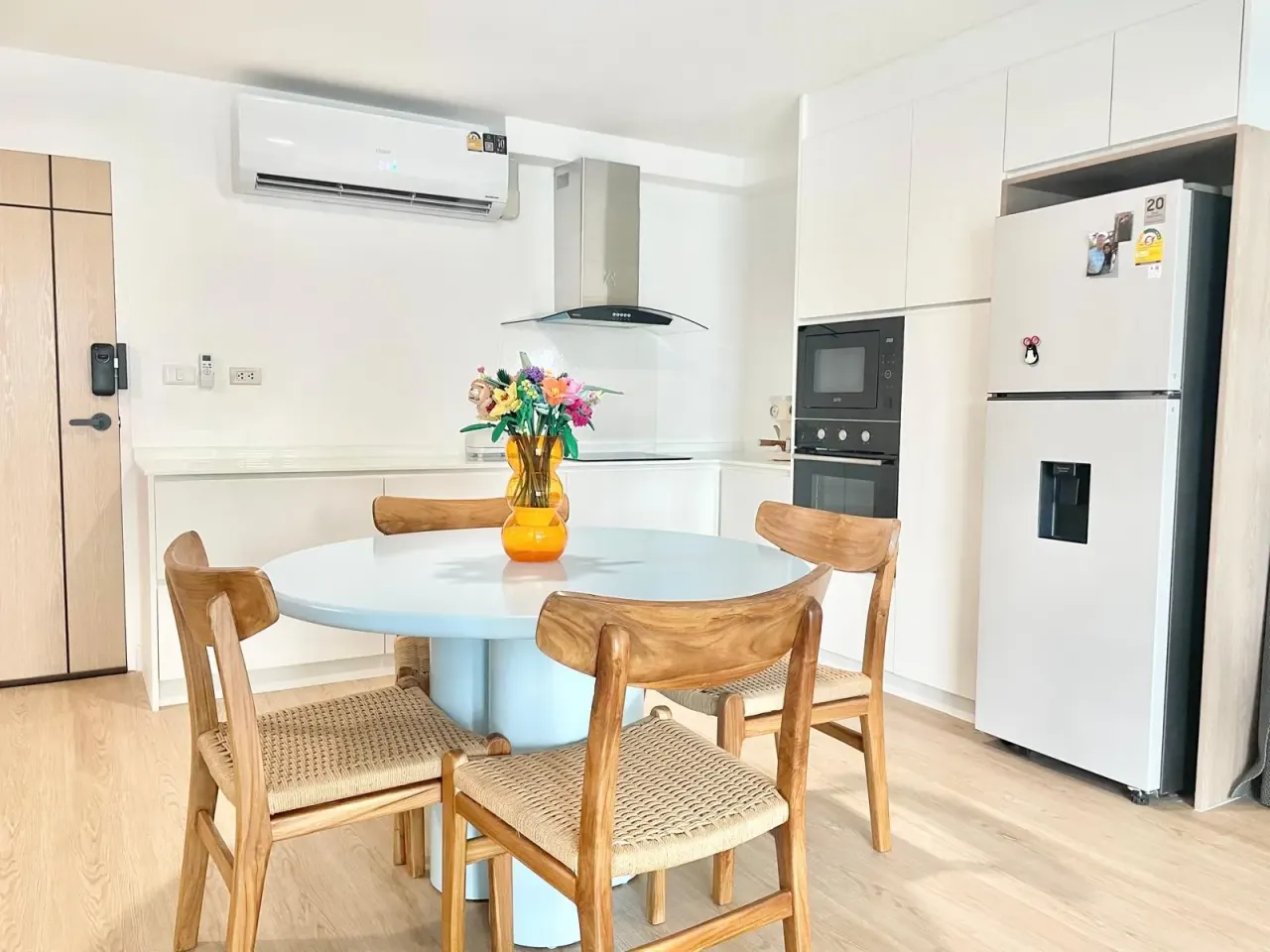 Condo · 1 室 · 1 卫 · 72 m²