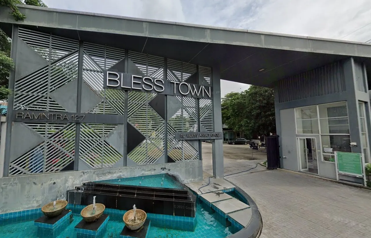 Bless Town Ramintra 127