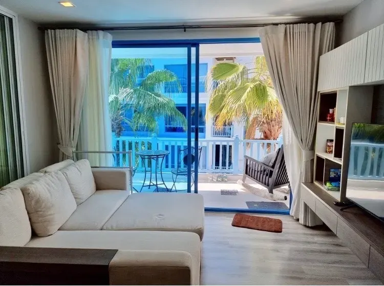 Condo · 2 室 · 2 卫 · 81 m²