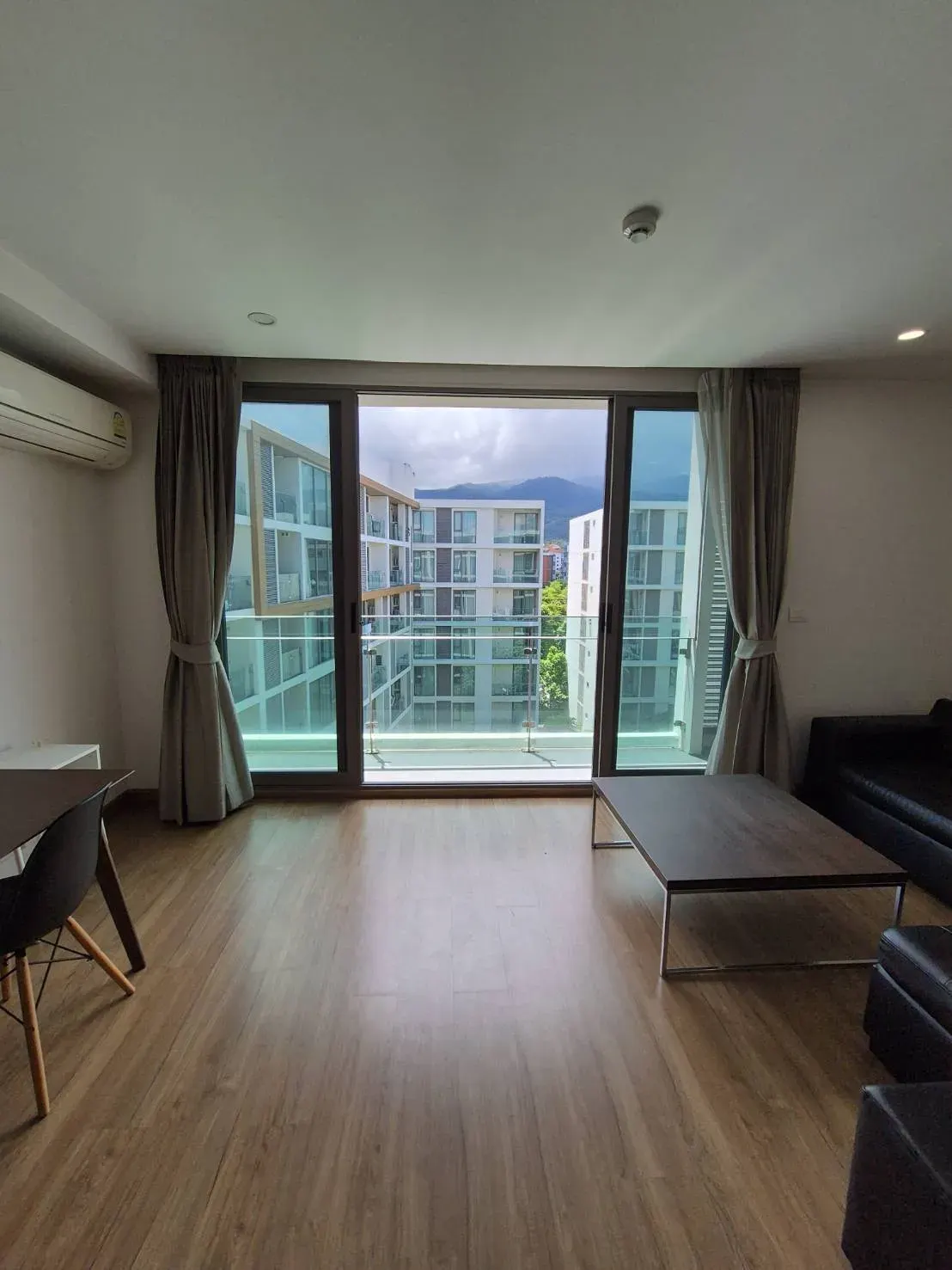 Condo · 1 室 · 1 卫 · 44 m²