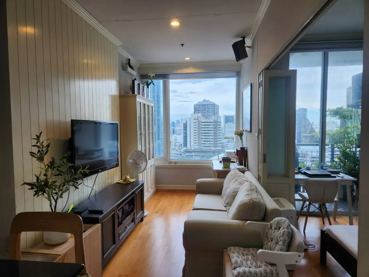 Condo · 1 bd · 1 ba · 39 m²