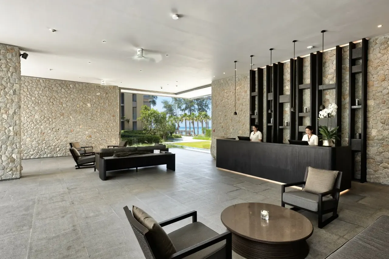 Twinpalms Residences by Montazure