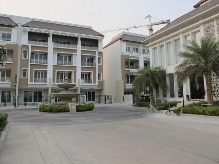 Baan Klang Krung Rama 3