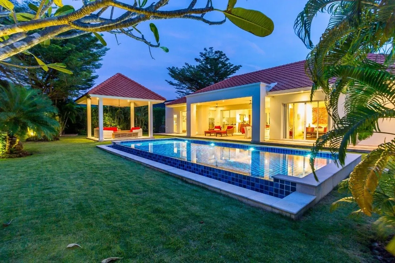 Villa · 3 ห้องนอน · 3 ห้องน้ำ · 200 m²