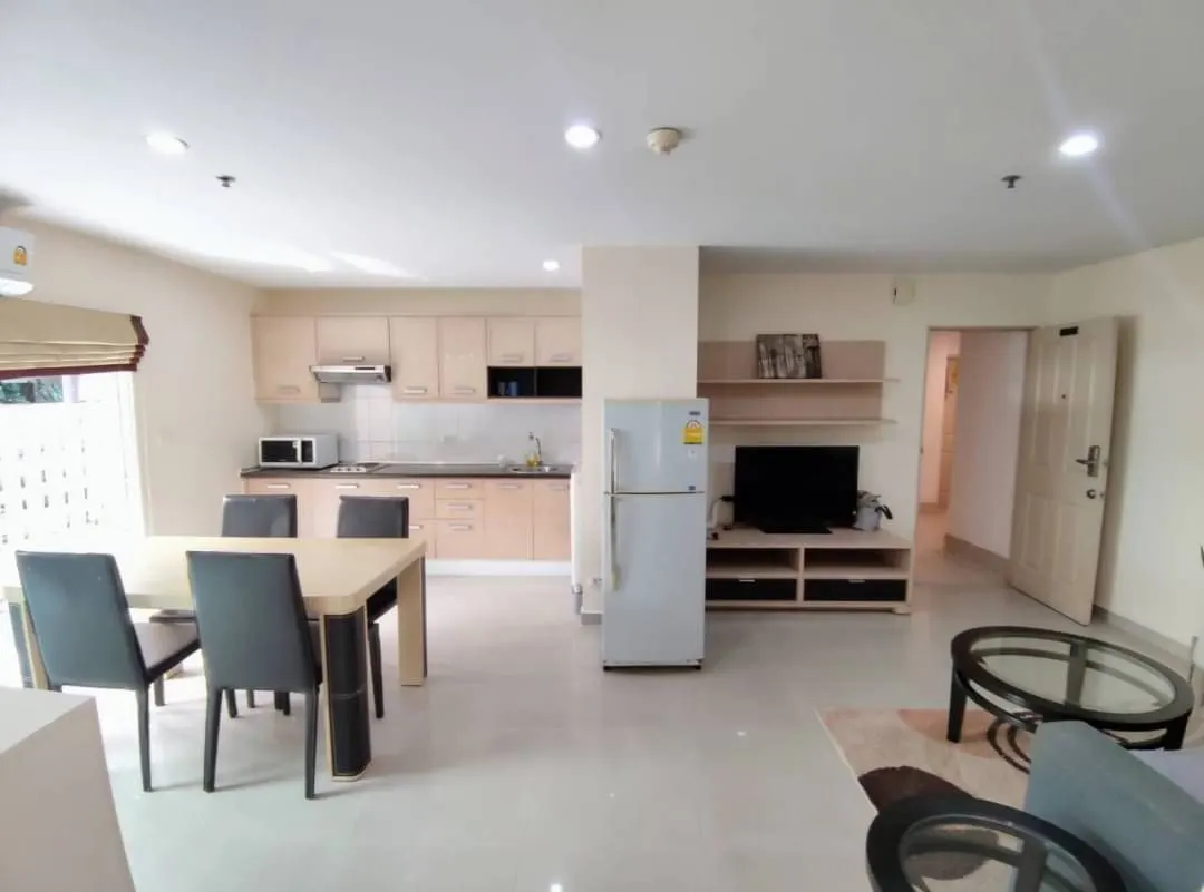 2 bd · 1 ba · 73 m²
