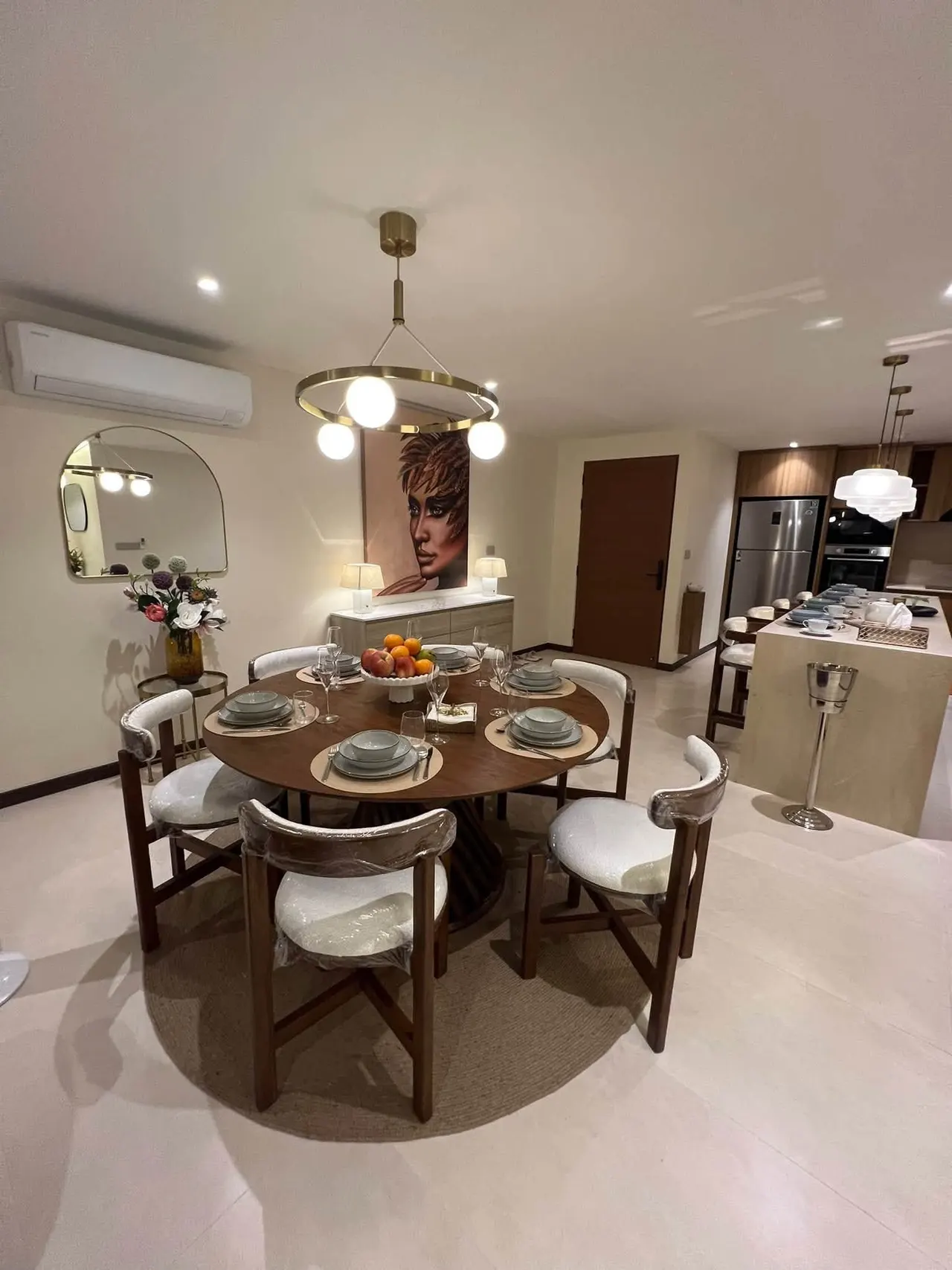 3 сп. · 3 ванн. · 133 m²