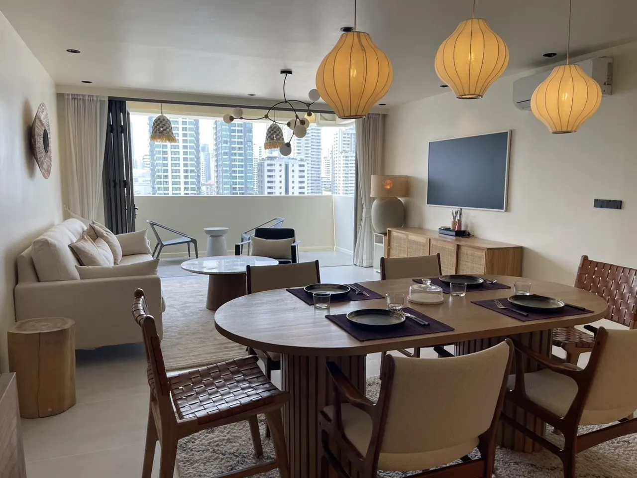 Condo · 3 室 · 3 卫 · 130 m²
