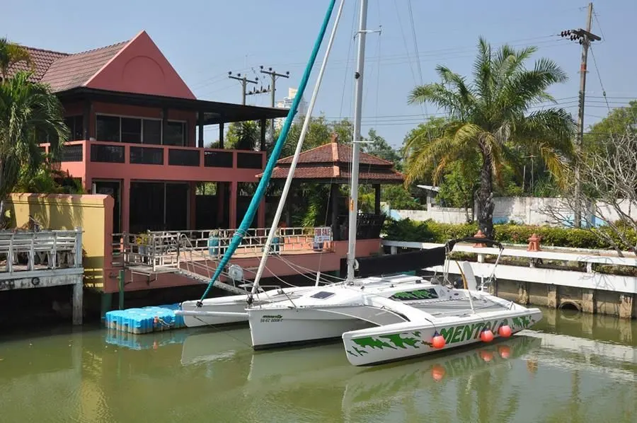 Jomtien Yacht Club 1