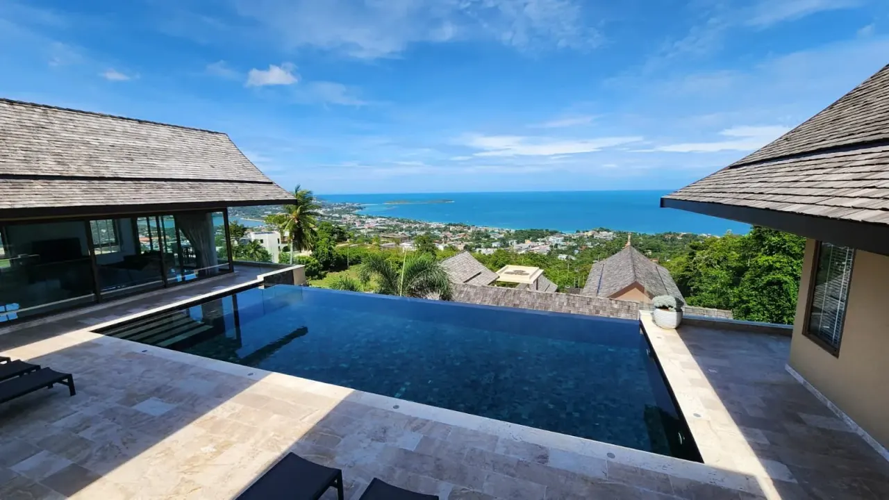 Villa · 6 ห้องนอน · 8 ห้องน้ำ · 2,000 m²