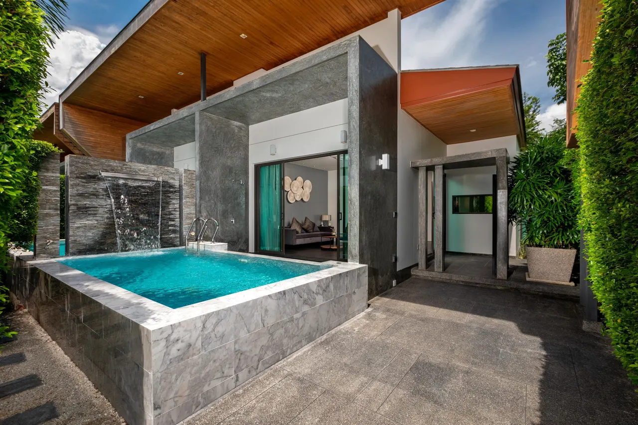 The 8 Pool Villa