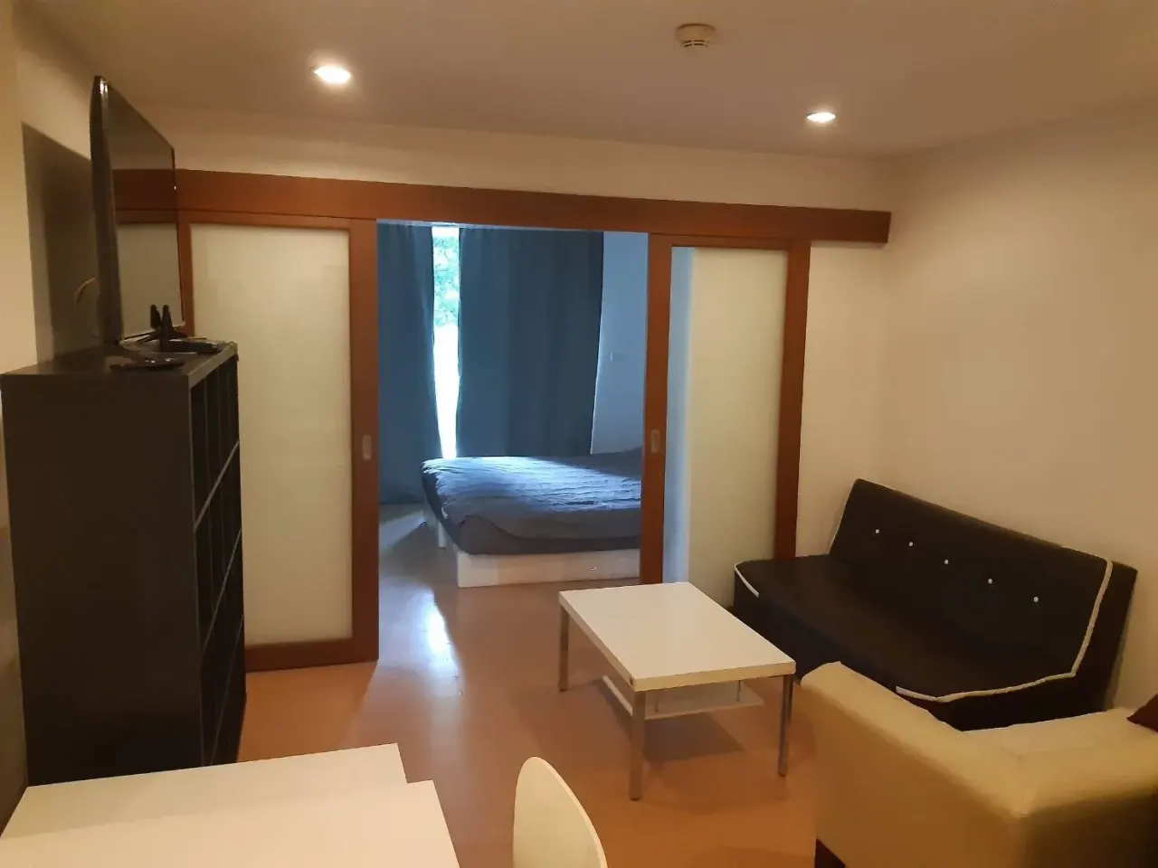 Condo · 1 室 · 1 卫 · 42 m²