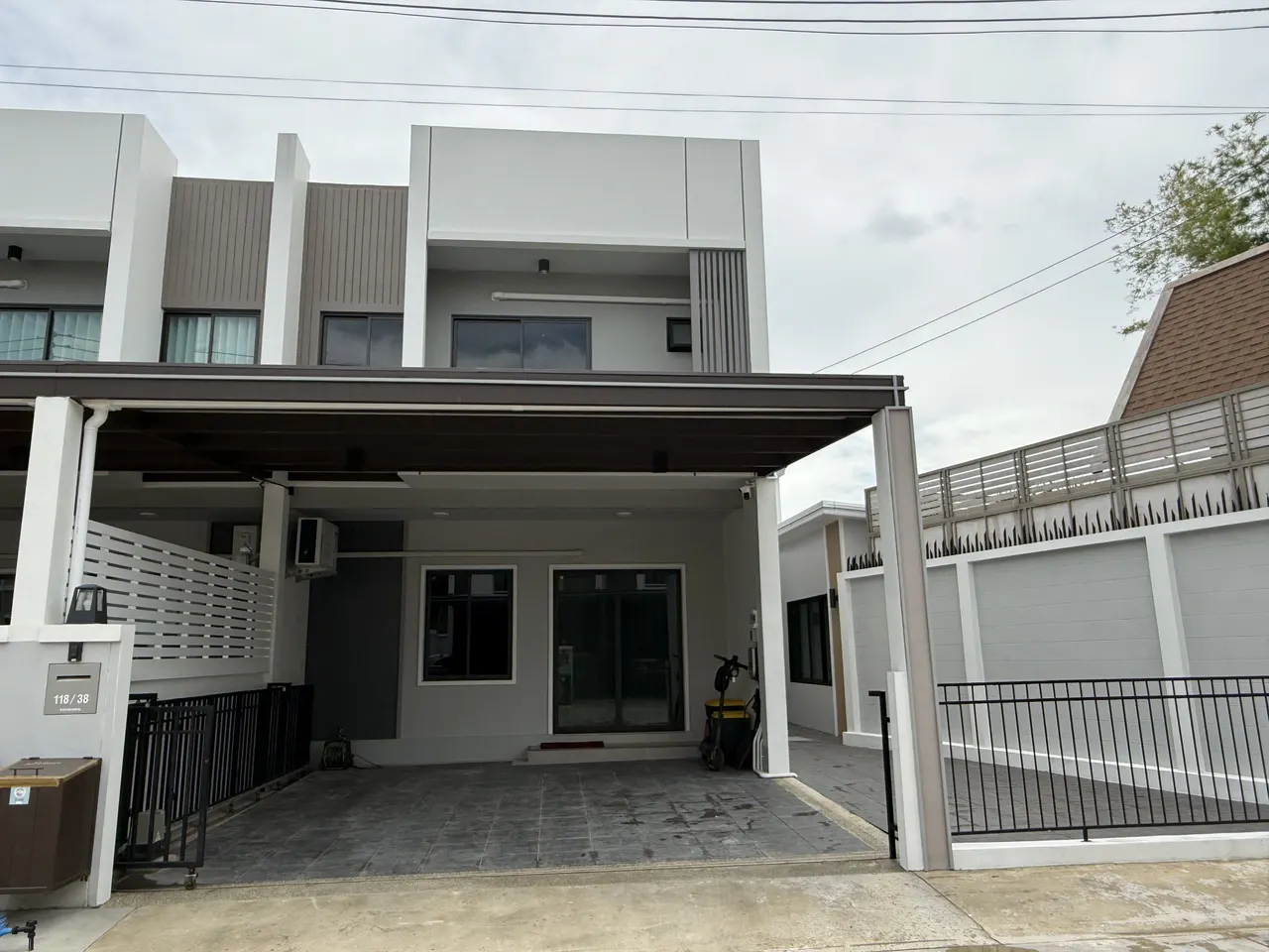 3 ห้องนอน · 4 ห้องน้ำ · 126 m²
