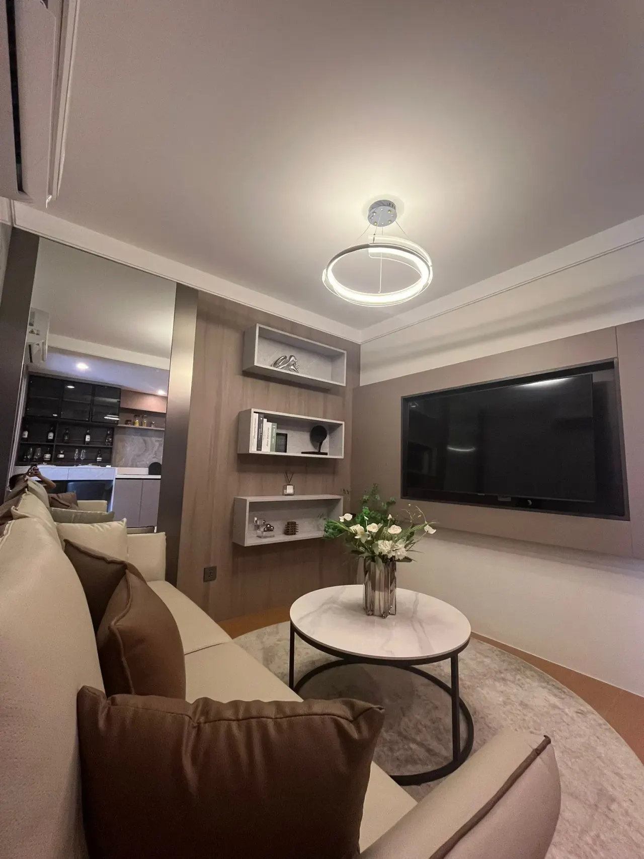 Condo · 1 bd · 1 ba · 35 m²