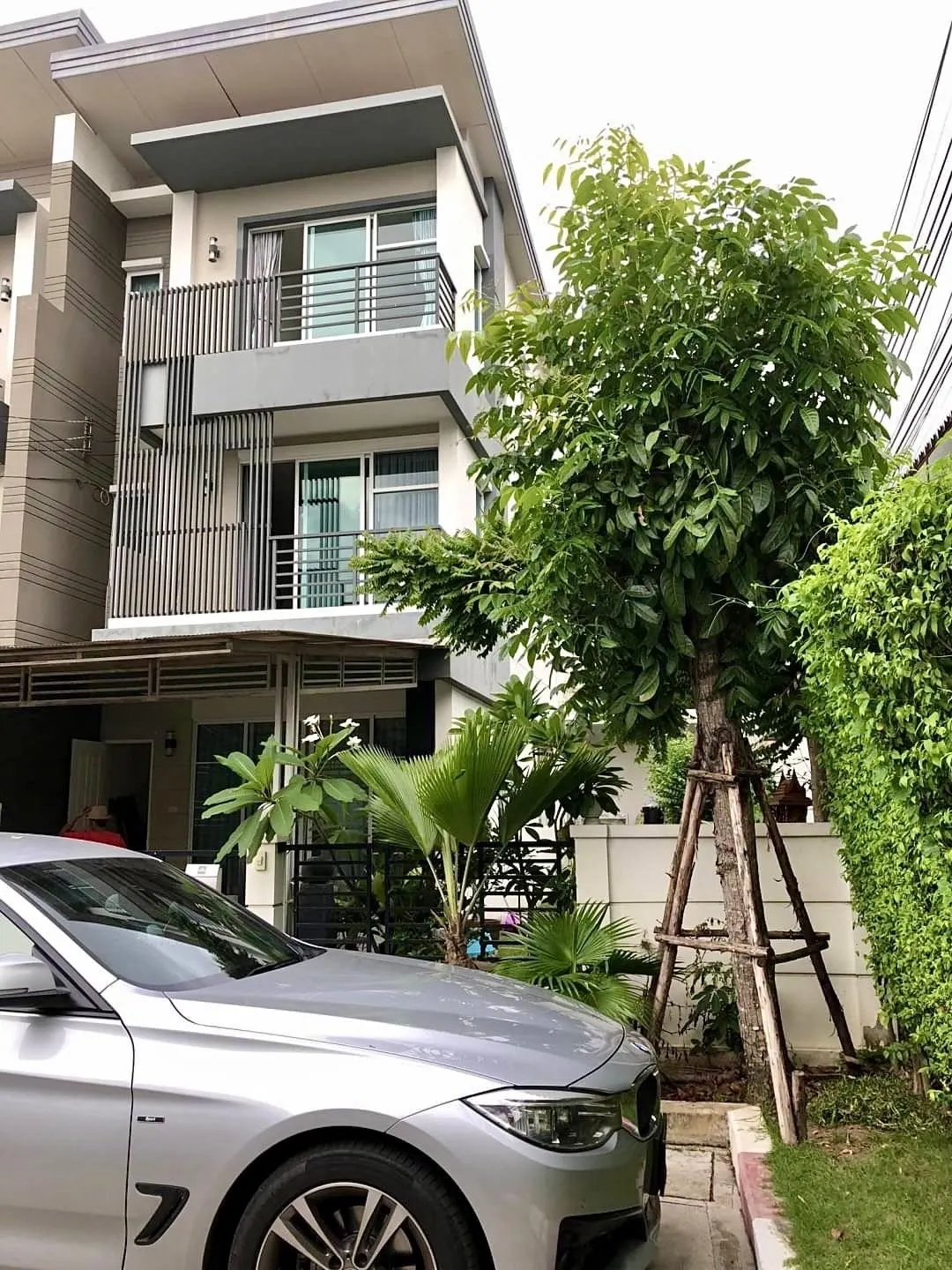 Townhouse · 3 ห้องนอน · 3 ห้องน้ำ · 168 m²