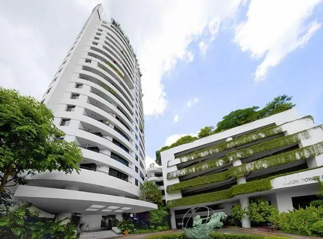 Moon Tower