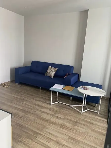 Condo · 1 室 · 1 卫 · 33 m²