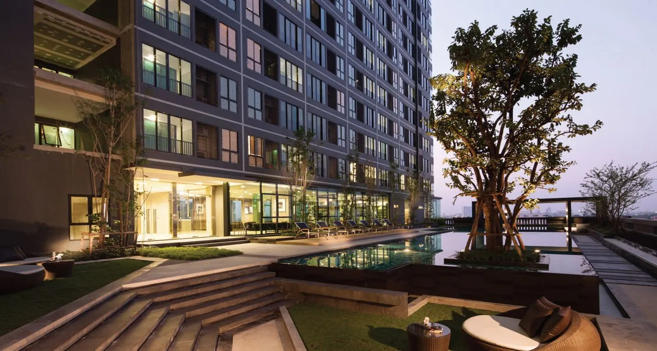 The Seed Sathorn-Taksin