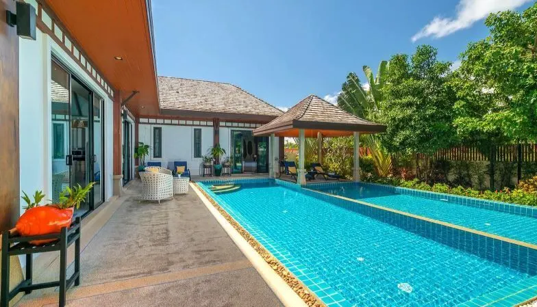 Villa · 5 室 · 6 卫 · 380 m²