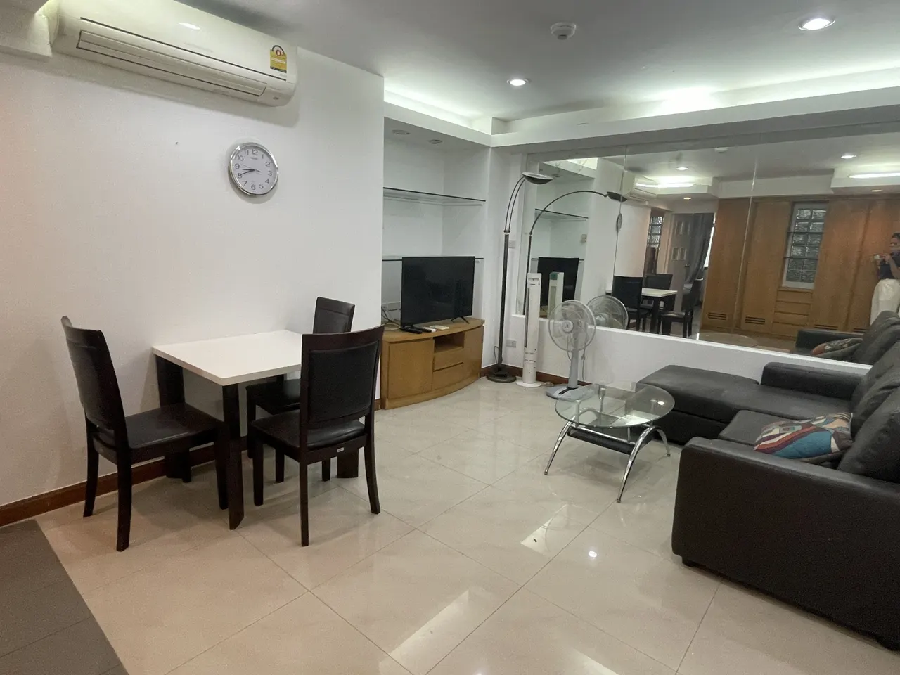 Condo · 2 bd · 2 ba · 87 m²