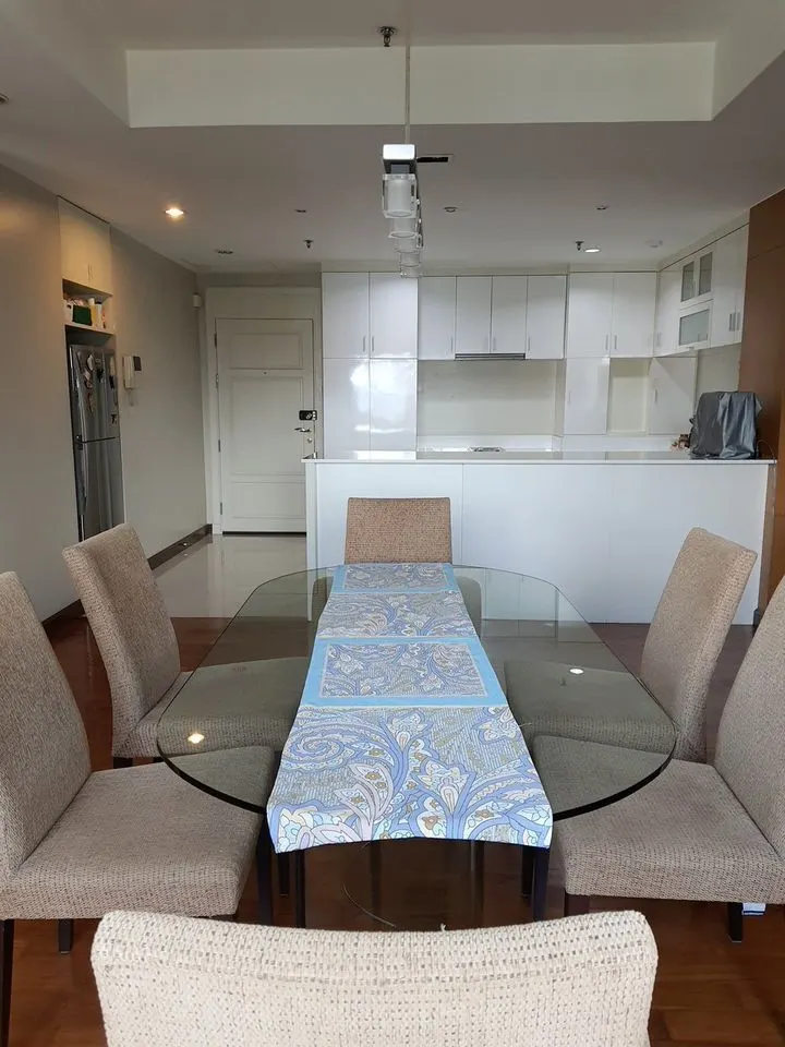 Condo · 2 bd · 2 ba · 119 m²
