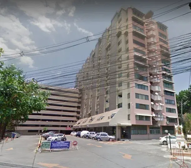 Srithana Condominium 2