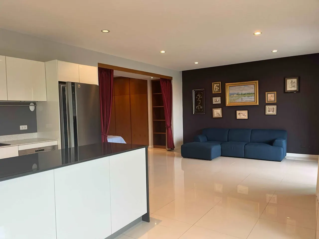 Condo · 3 室 · 3 卫 · 220 m²