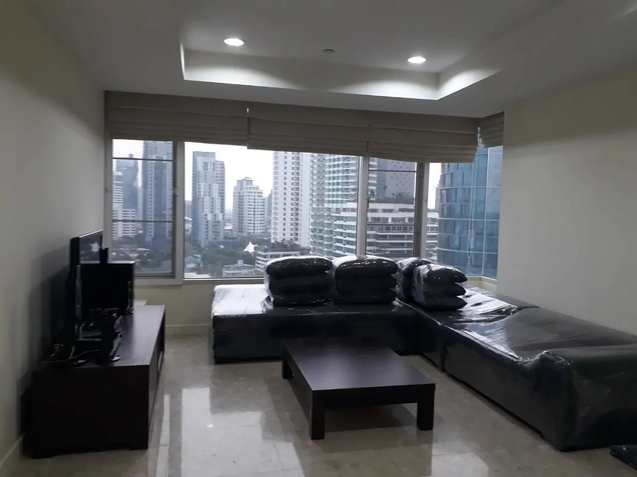 Condo · 2 室 · 2 卫 · 90 m²