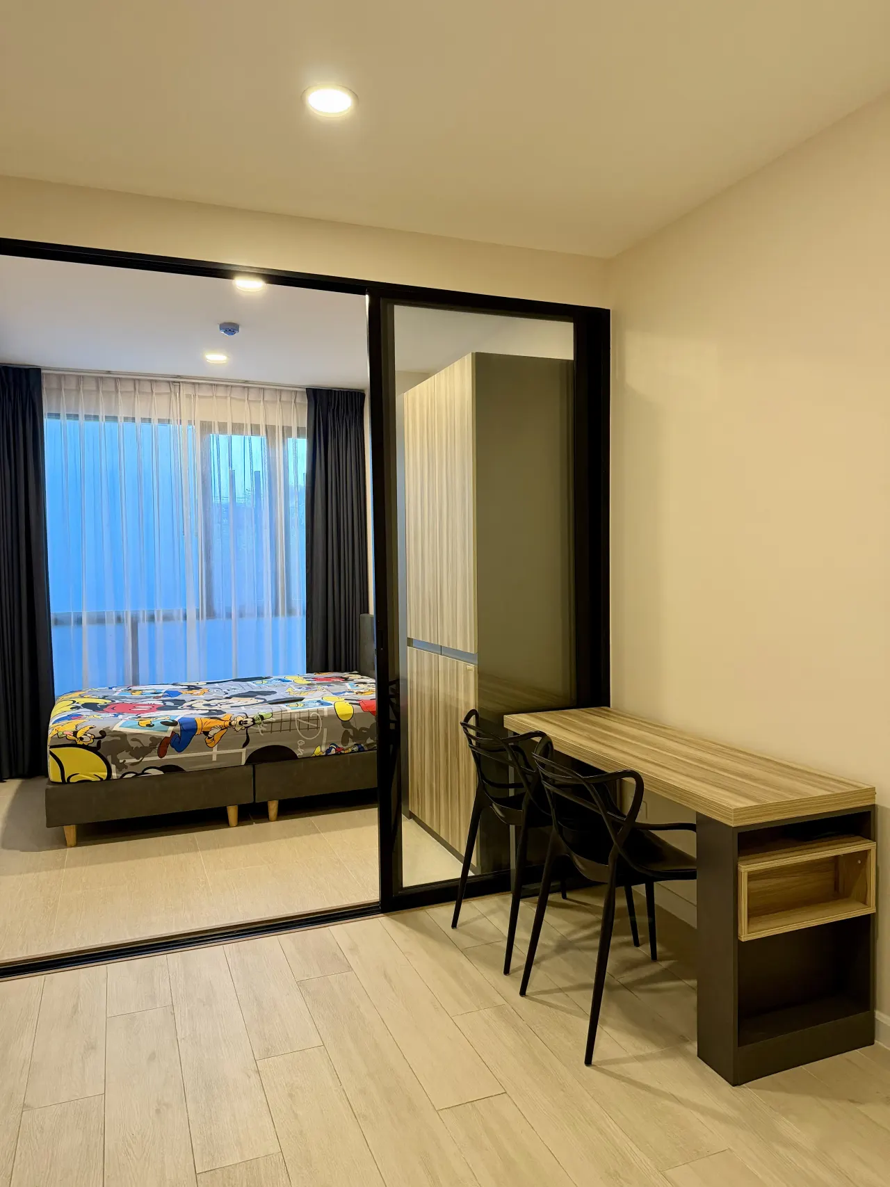 1 ห้องนอน · 1 ห้องน้ำ · 28 m²