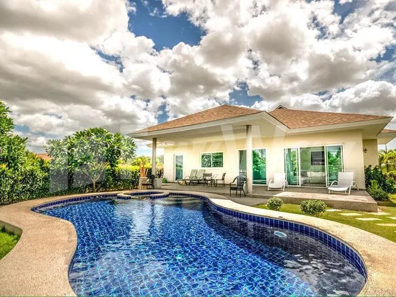 The Grove Villas