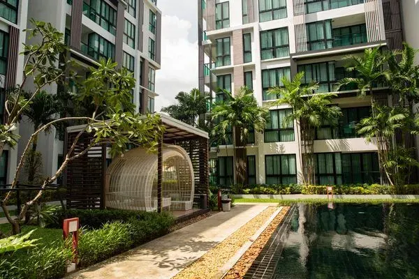 Royal Lee The Terminal Phuket