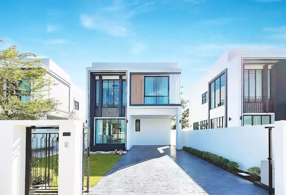 House · 4 ch. · 4 sdb · 220 m²