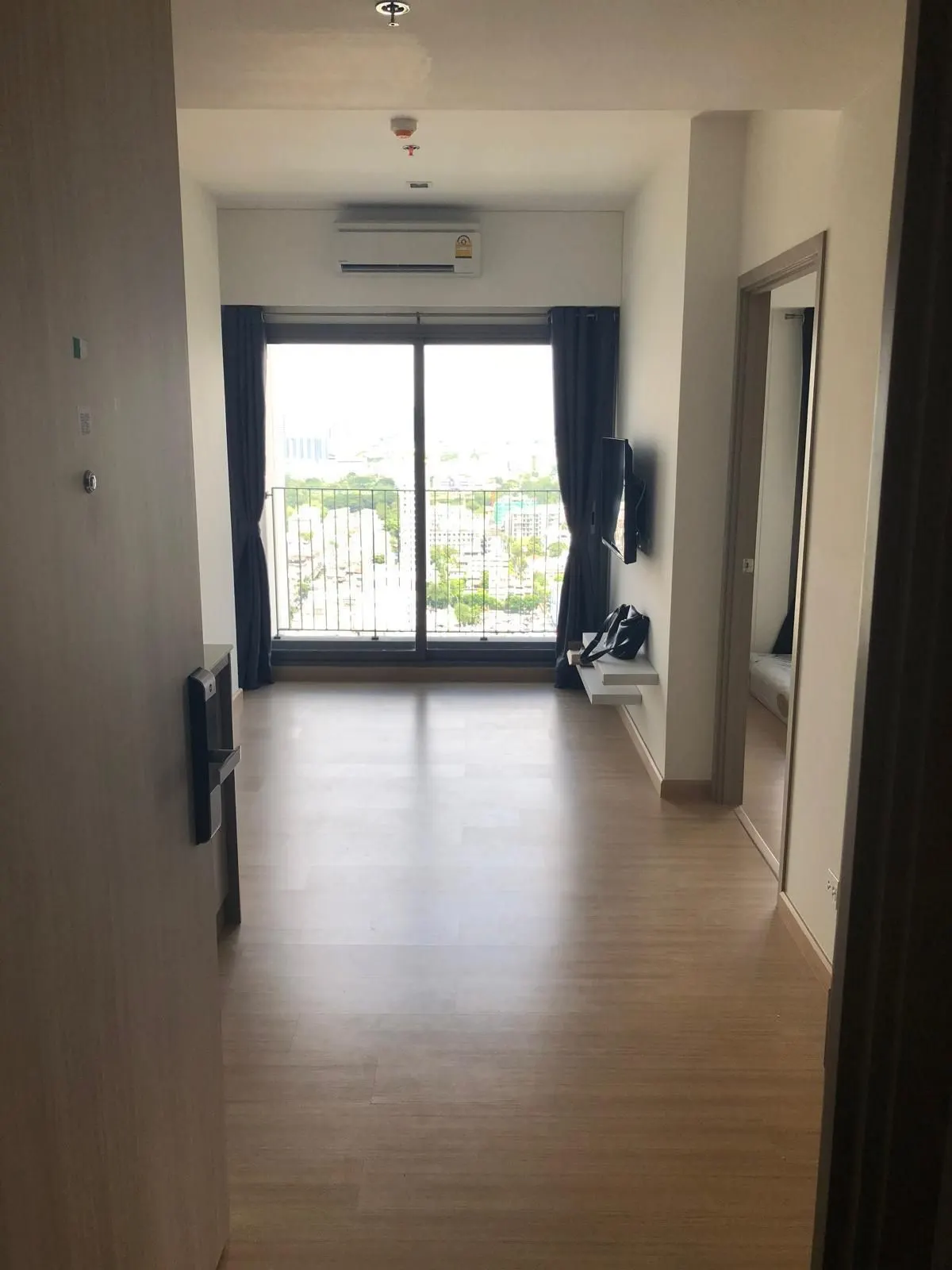 Condo · 1 室 · 1 卫 · 30 m²