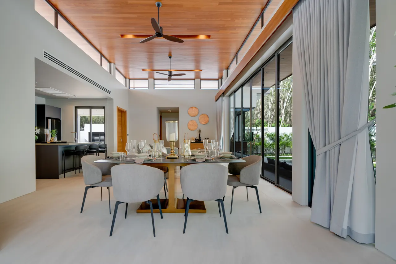 Villa · 3 室 · 3 卫 · 288 m²