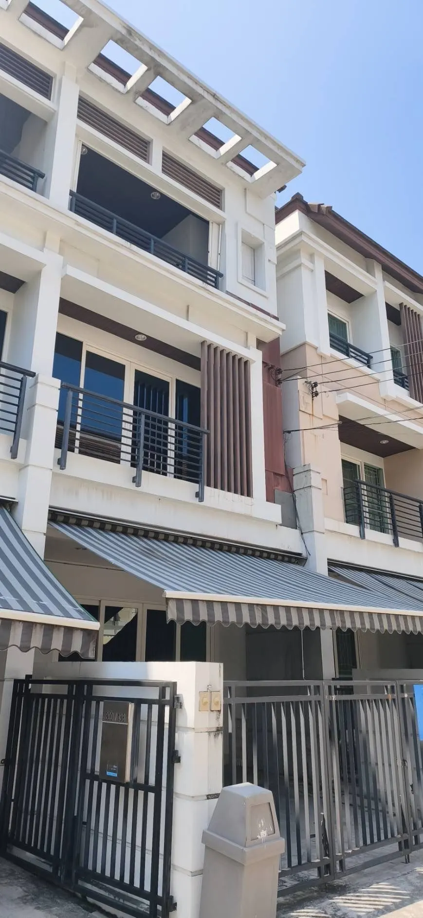 Townhouse · 3 ch. · 3 sdb · 240 m²