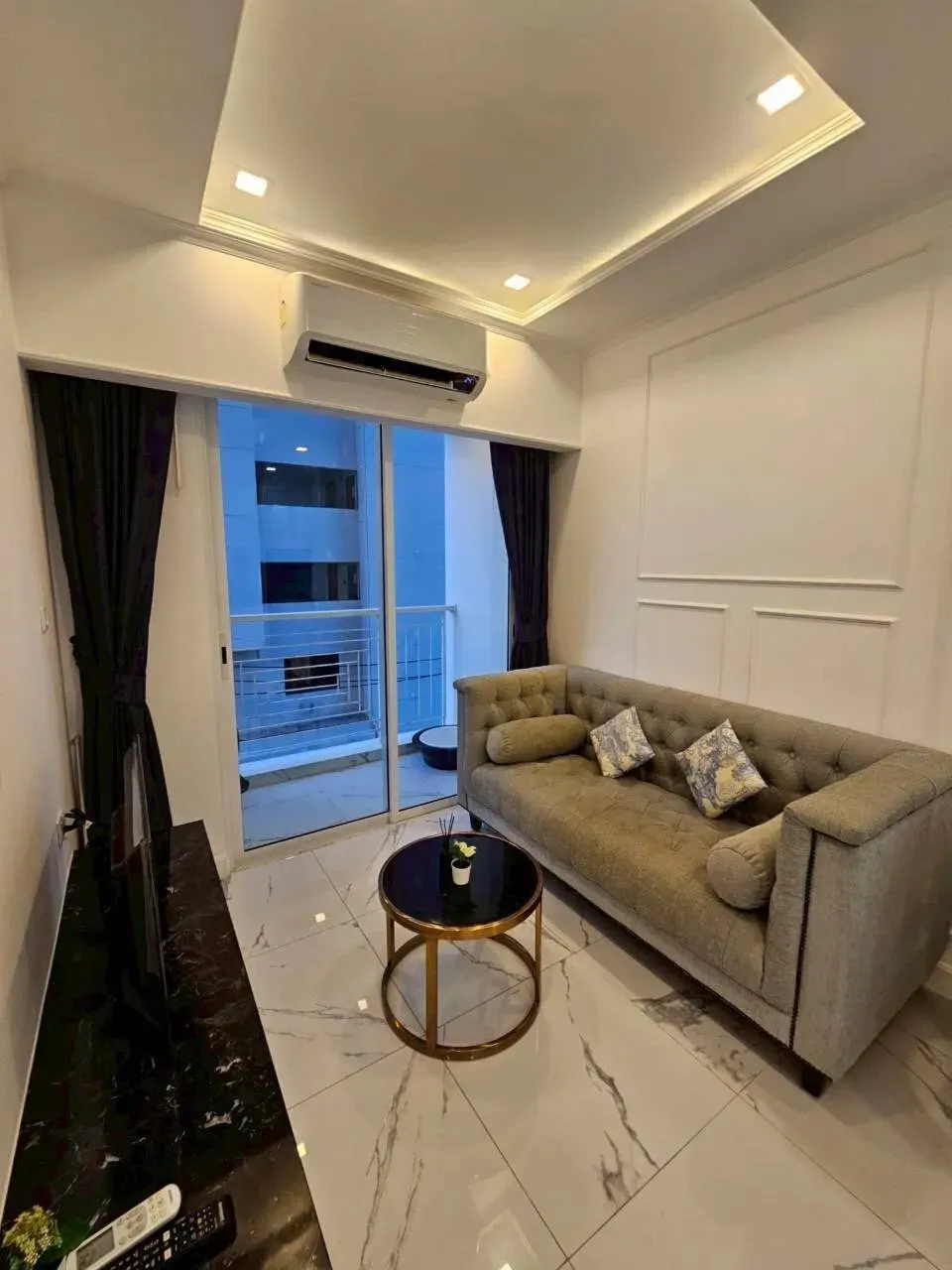 Condo · 1 室 · 1 卫 · 33 m²