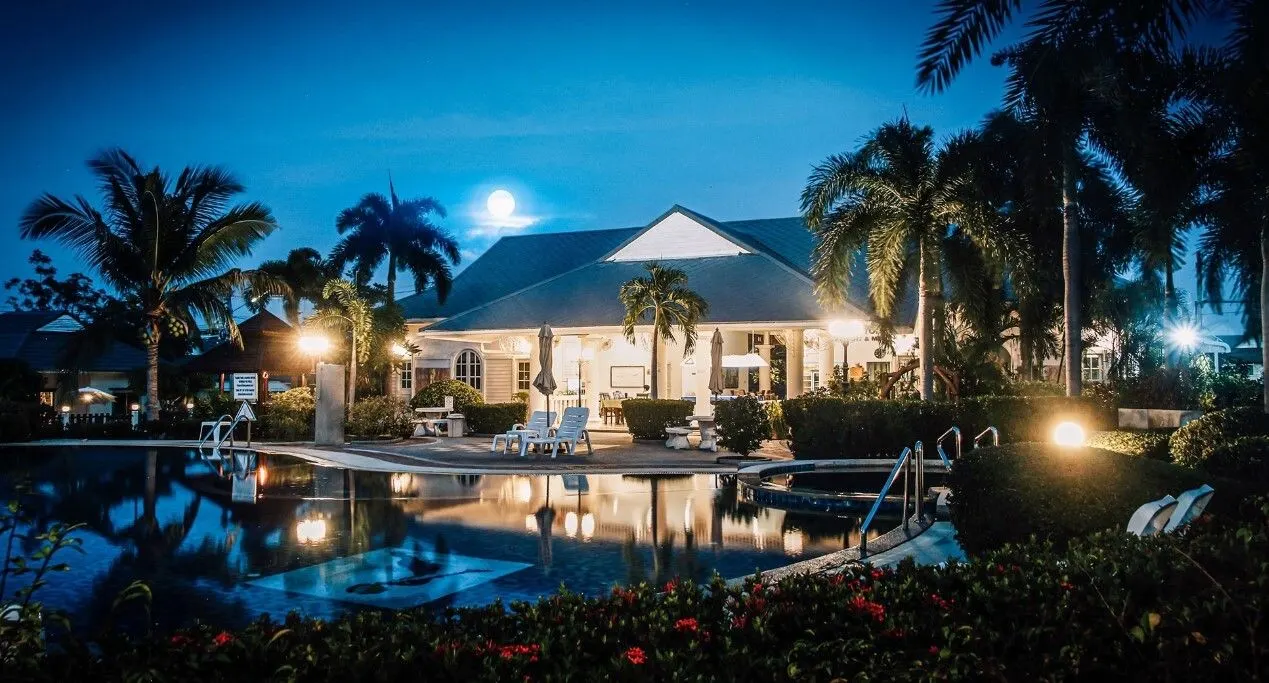 Tropical Hill 2