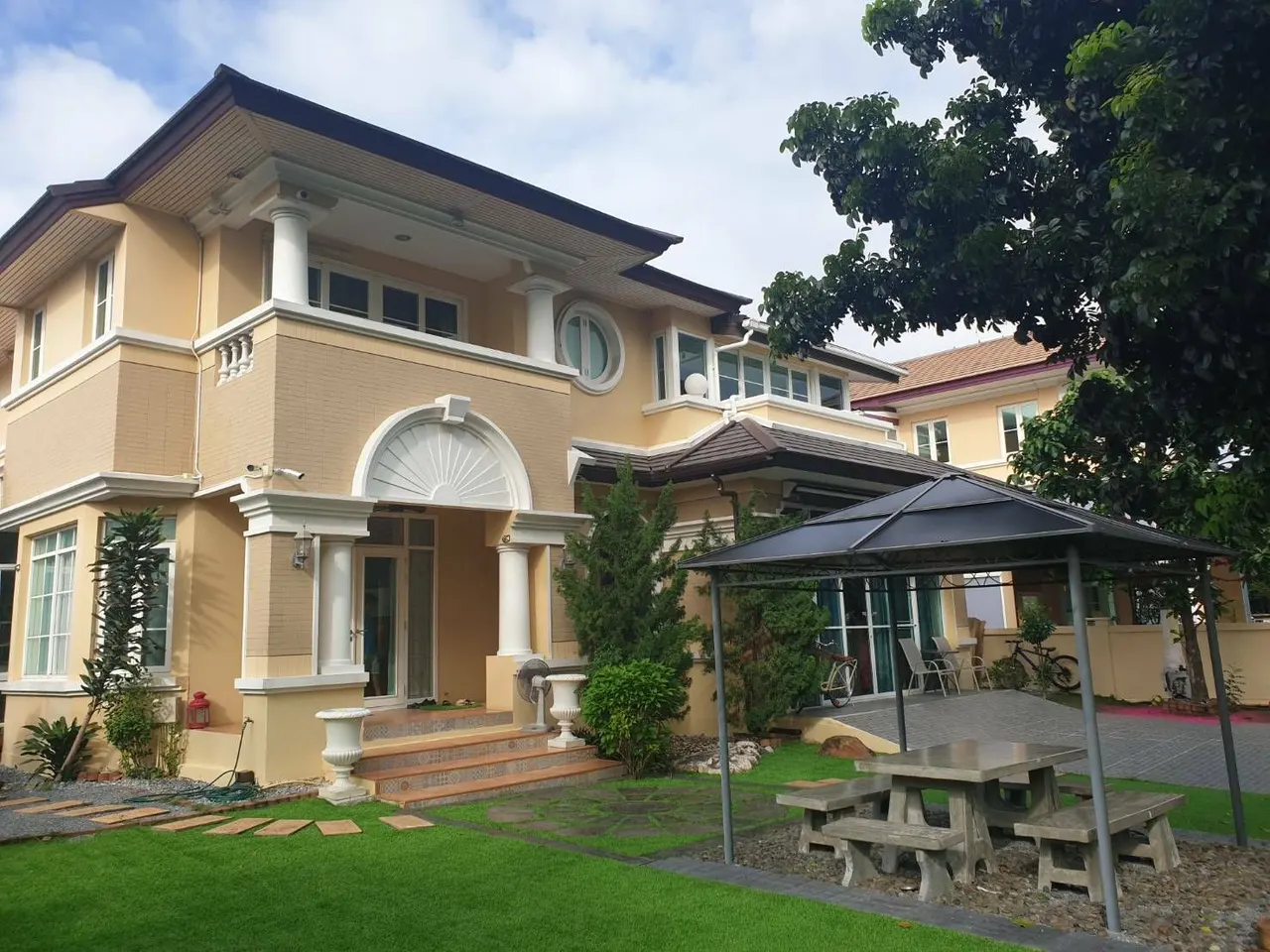 Baan Nanthawan Suanluang Rama 9