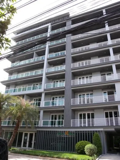 Rawee Waree Residence