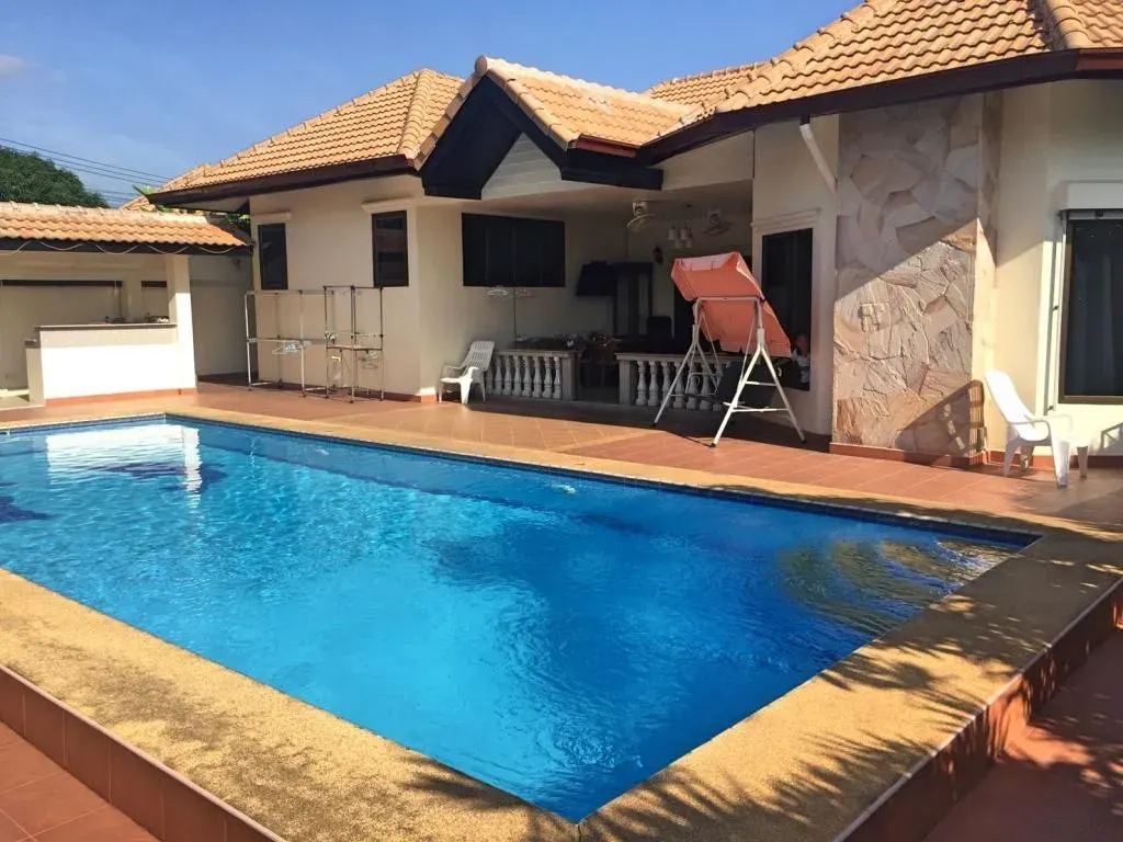 Srisuk Villa Pattaya