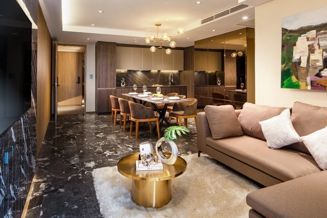 Condo · 2 bd · 2 ba · 65 m²