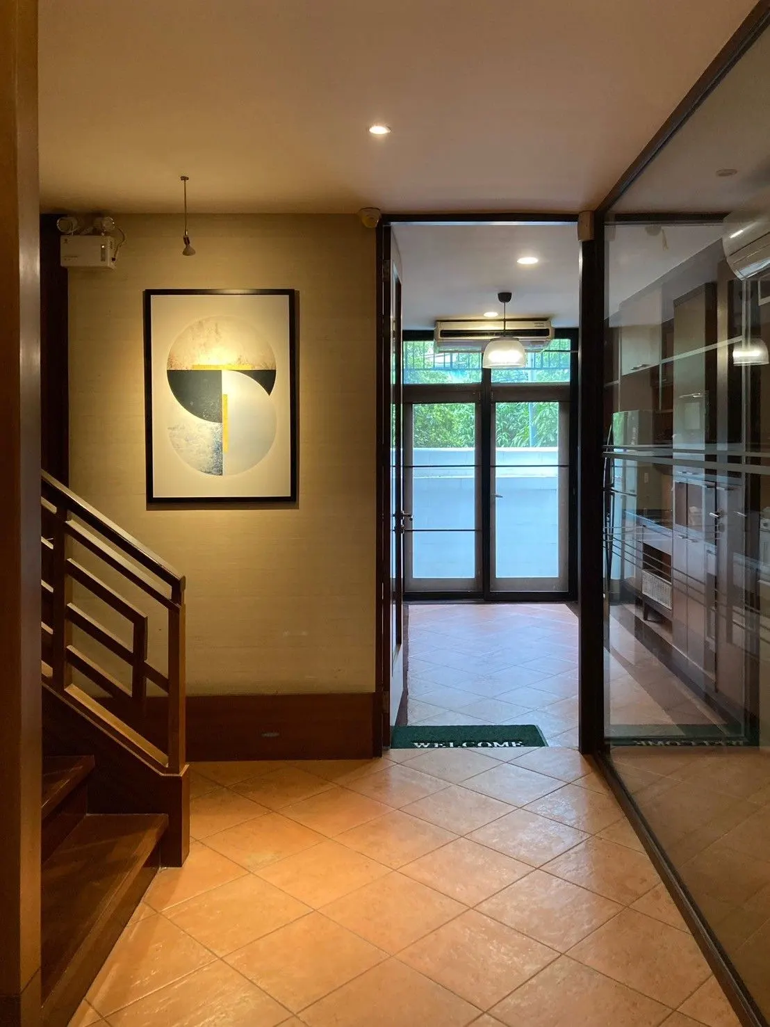 3 сп. · 4 ванн. · 343 m²