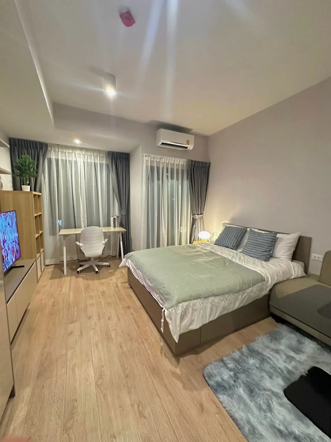 Condo · 1 卫 · 27 m²