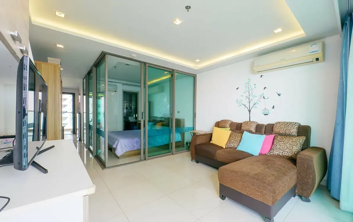 Condo · 1 bd · 1 ba · 47 m²