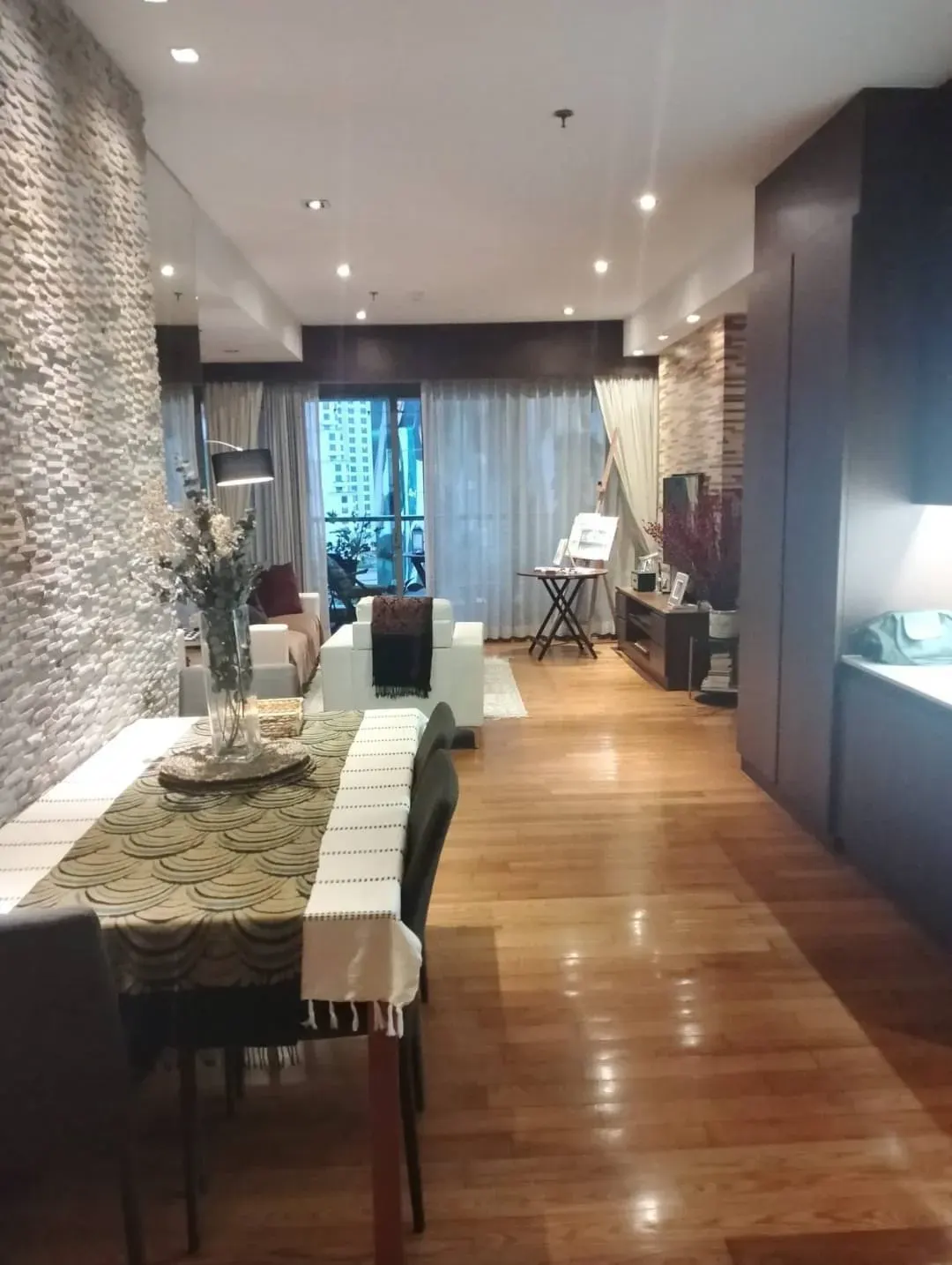 Condo · 2 ห้องนอน · 2 ห้องน้ำ · 110 m²
