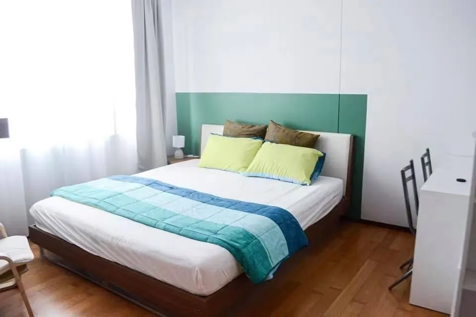 Condo · 1 bd · 1 ba · 49 m²