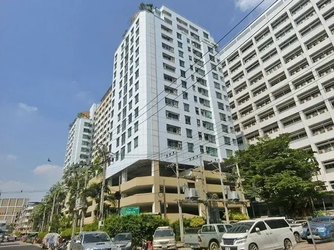 The Station Sathorn - Bangrak