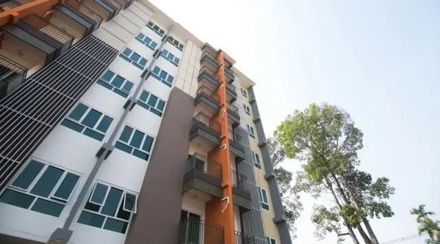 The Rich Condo