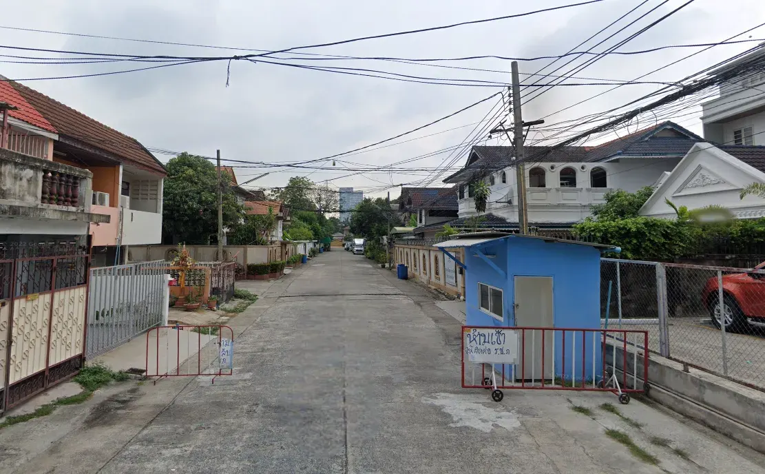 Sri Wattana