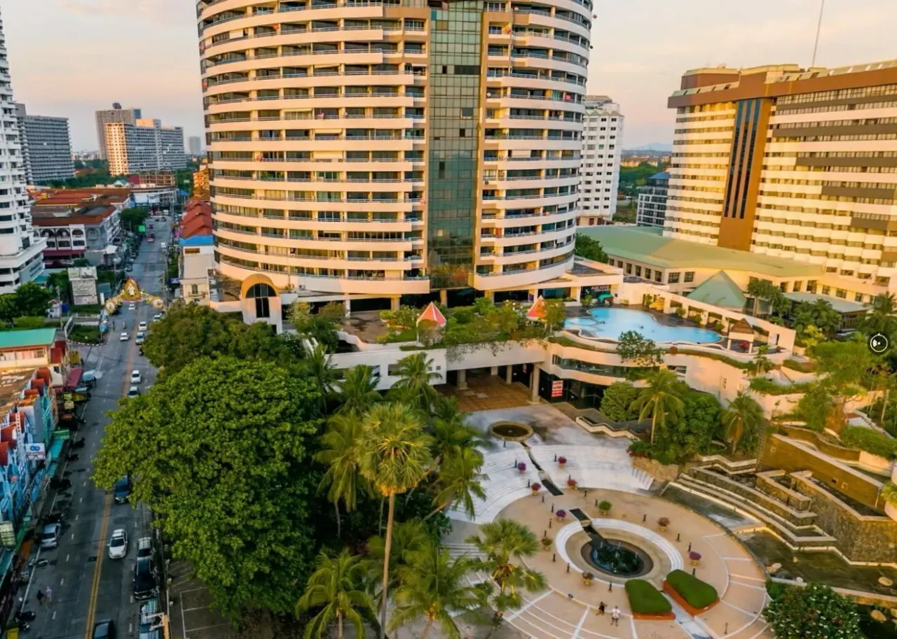 Jomtien Plaza Condotel