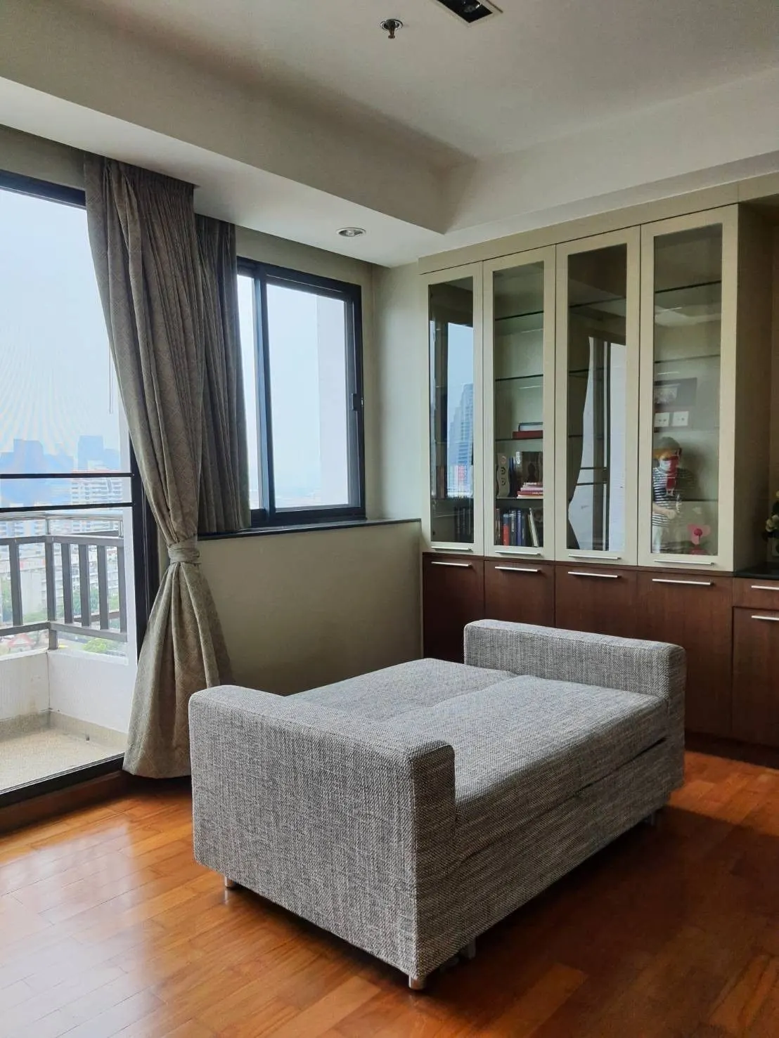 Penthouse · 2 bd · 2 ba · 125 m²